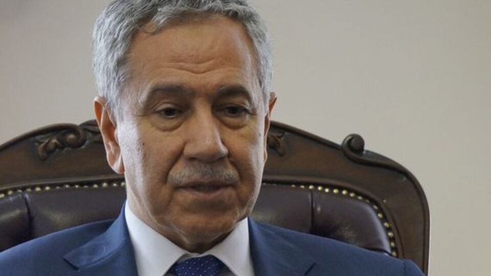 Bülent Arınç: Bizden geride olduğunu görüp üzülüyoruz
