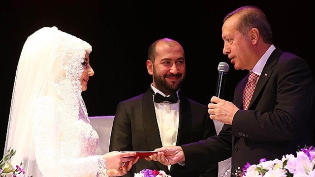 Cumhurbaşkanı Erdoğan, nikah şahidi oldu