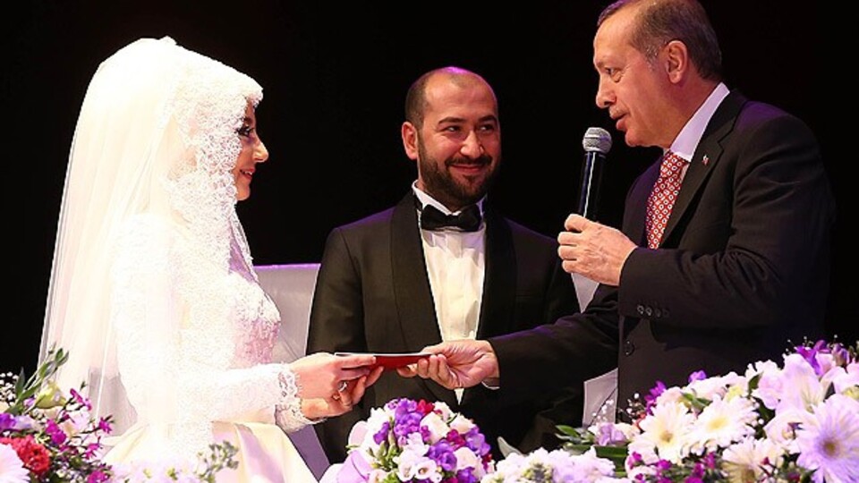 Cumhurbaşkanı Erdoğan, nikah şahidi oldu