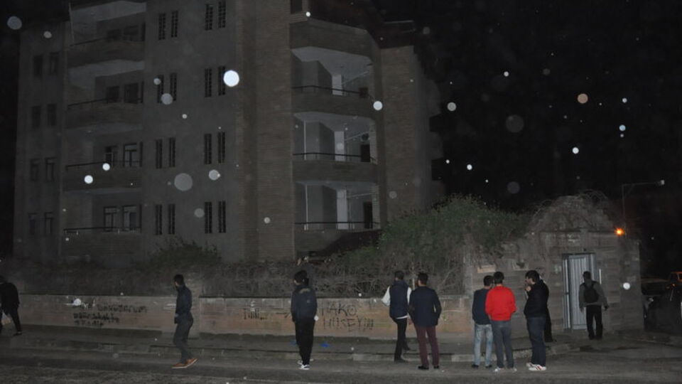 İşadamının evine ses bombası