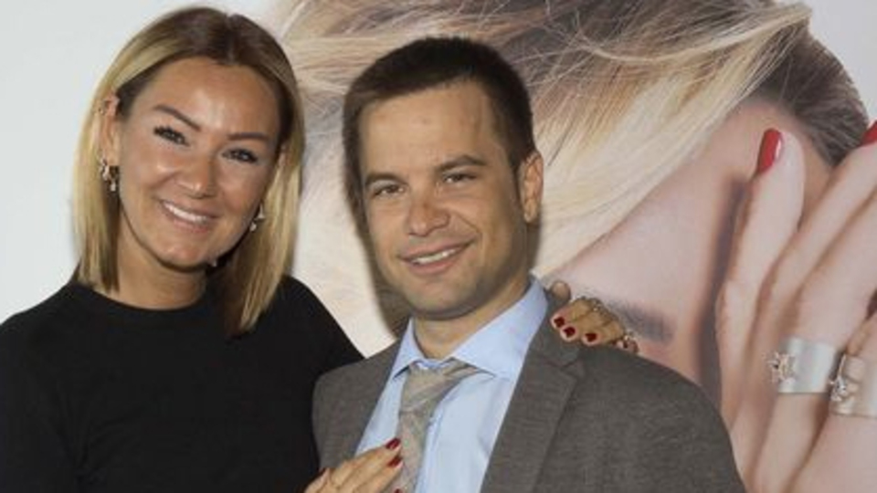 Boşanma iddialarına yanıt verdi