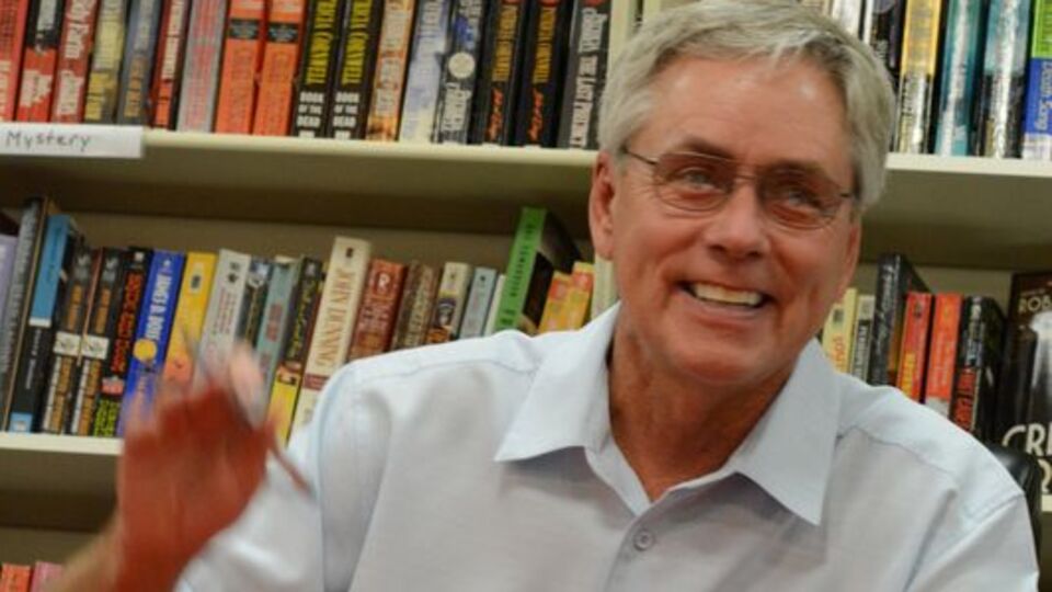 Carl Hiaasen