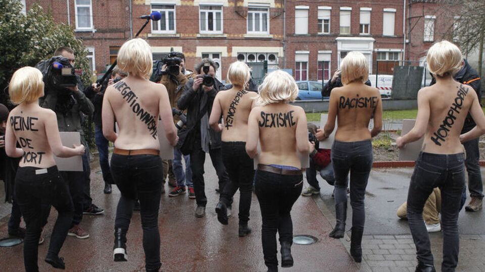 Femen, Le Pen'e karşı!