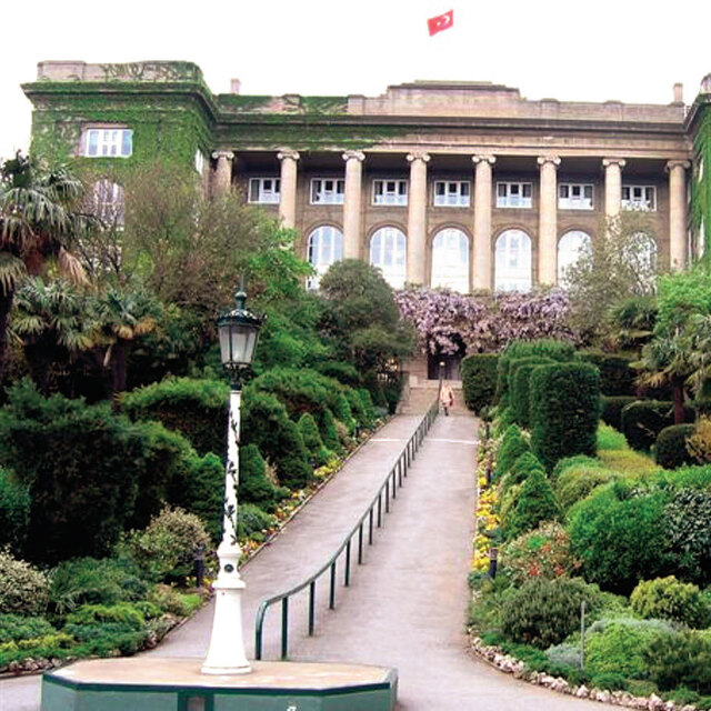 225. öğrenci Robert Lisesi'nden ayrıldı