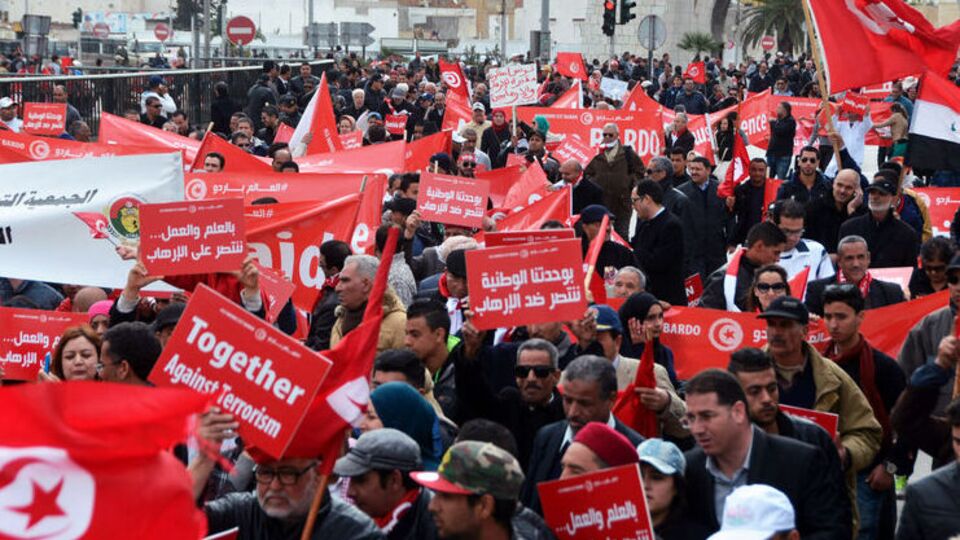 Tunus 'Terörü yeneceğiz' dedi