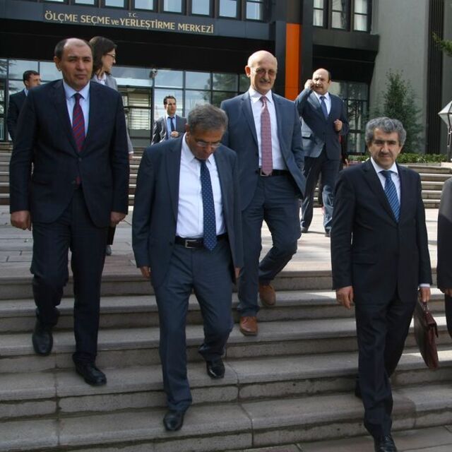 ÖSYM'de devir teslim töreni