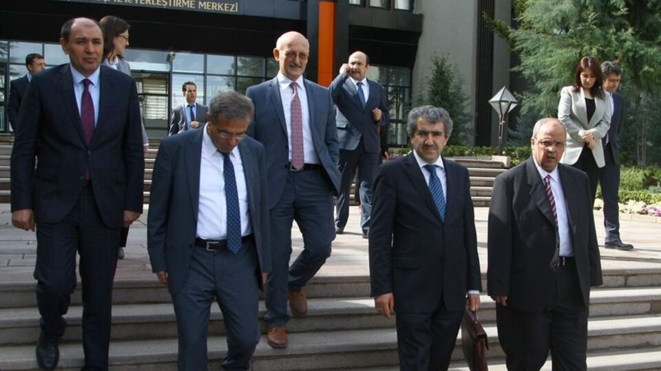 ÖSYM'de devir teslim töreni