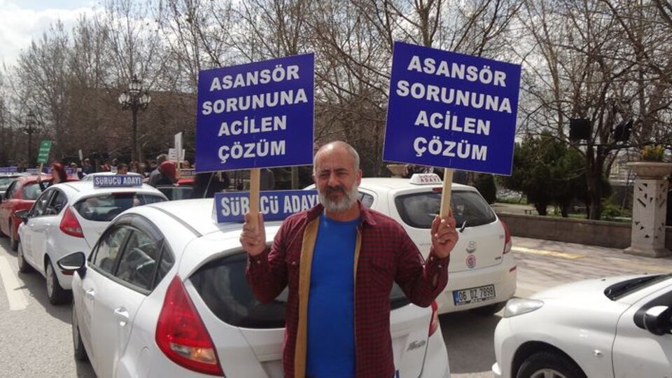 Sürücü kurslarından eylem!