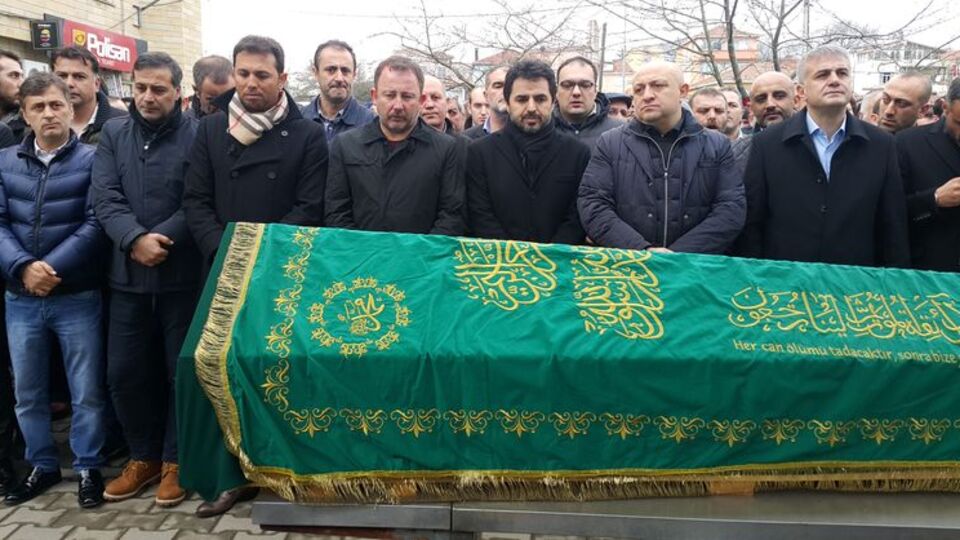 Sergen Yalçın'ın babası toprağa verildi