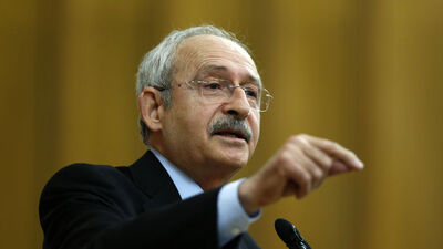 'Davutoğlu mızmızlanmayı bıraksın'