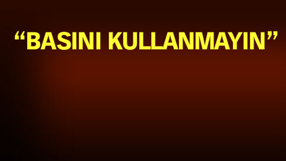 Adliyedeki törende şoke eden çıkış!