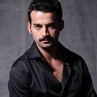 Dizi oyuncusu babasını öldürdü