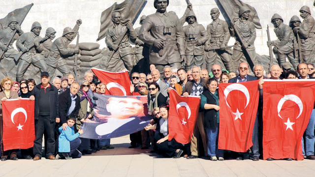 Bakırköylüler'den 100. yıl ziyareti