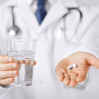 Aile hekimlerine 1 milyon kutu ilaç verilecek