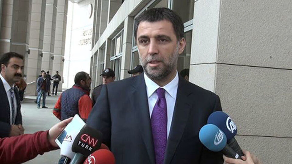 Hakan Şükür yeniden aday!