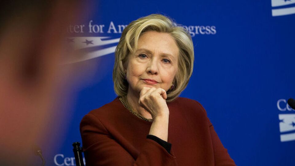 Hillary'nin adaylığına bir adım kaldı