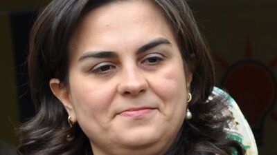 Ak Parti Tülay Babuşçu'ya 'reklam arası' verdi!