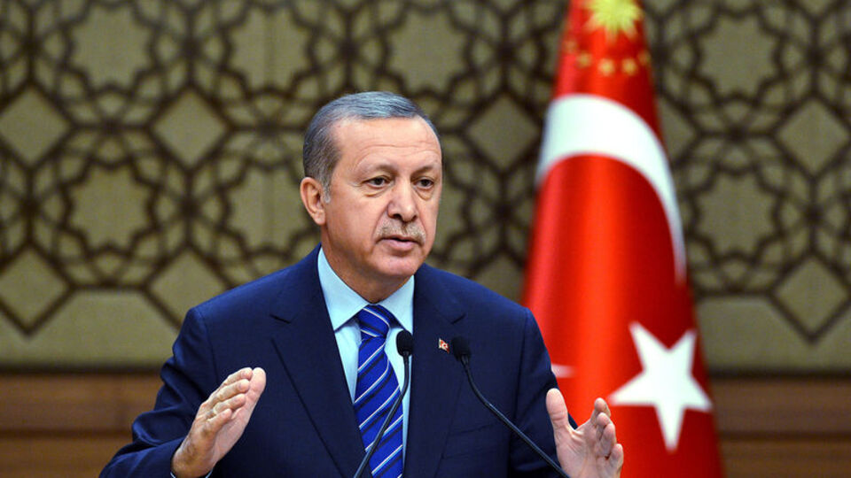 "Eyy Baro Başkanı sen de teröristle görüştün"