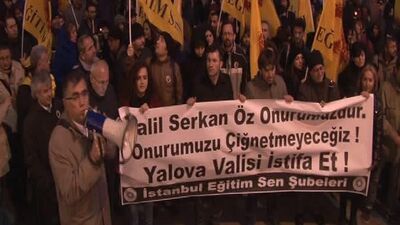 Taksim'de Yalova Valisi protestosu