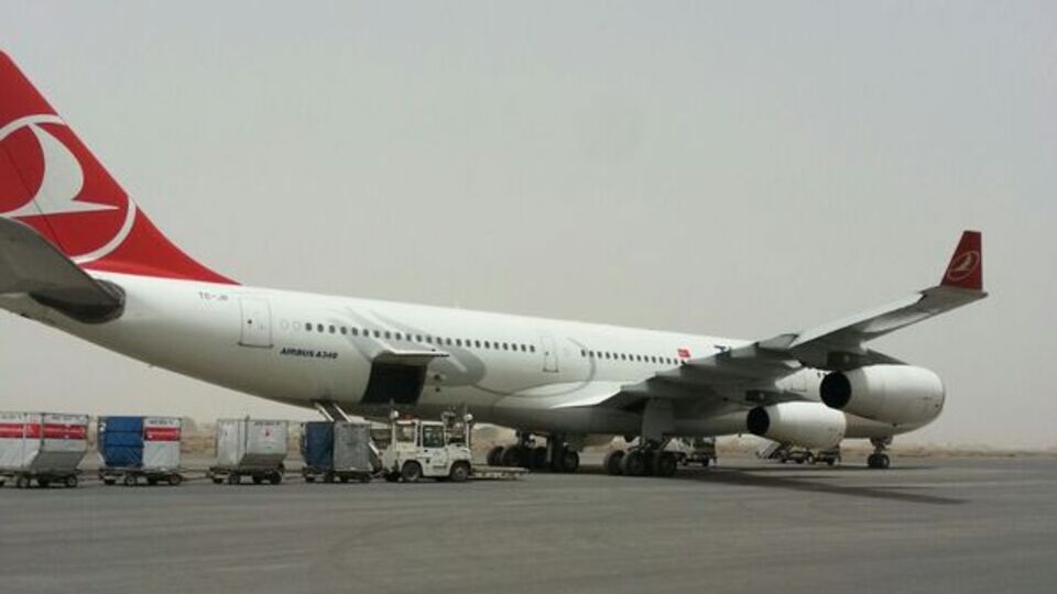 THY uçağı acil iniş yaptı!