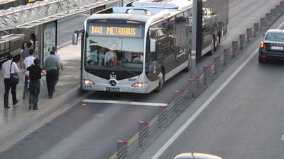 Metrobüs kullananlara kötü haber!