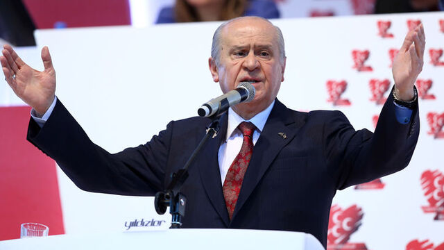 "Hiç kimse listeye giremedim diye..."