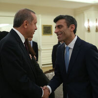 O konsolos artık büyükelçi