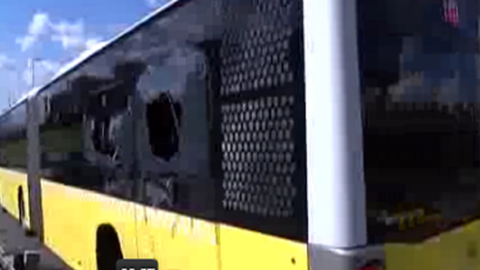 Metrobüs yolunda faciadan dönüldü