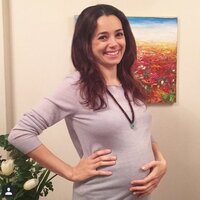 Özgü Namal 'Hipnoz yöntemi' ile evde doğurdu