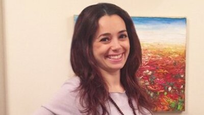 Özgü Namal 'Hipnoz yöntemi' ile evde doğurdu