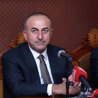 Papa ayrımcılık yaptı