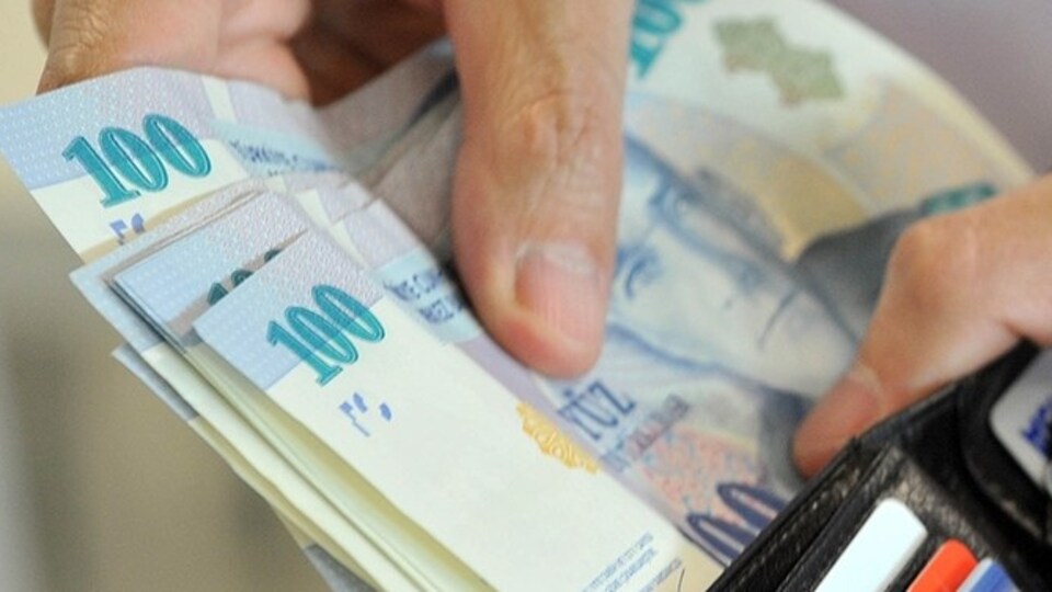Hesabı kapatmayan banka tazminat ödeyecek