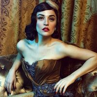 Sevgilisiyle yakalandı