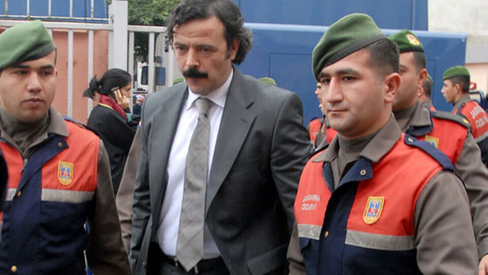 'Kafes imzaları tıpkı basım'