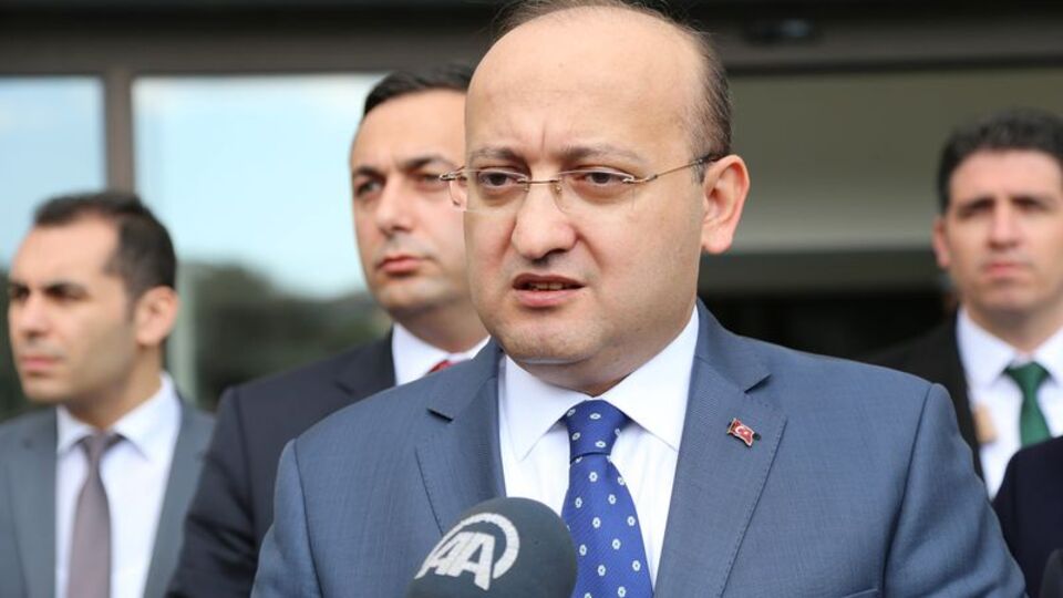 Yalçın Adoğan'dan Ağrı açıklaması