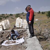 Katliama ait ilk toplu mezar açılıyor