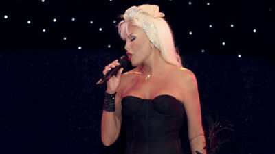 Süperstar hedef büyüttü!