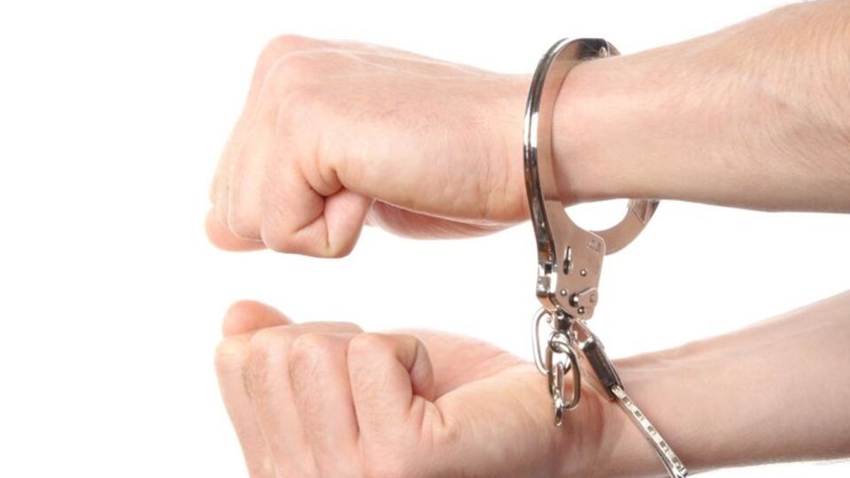 Kendilerini MİT mensubu olarak tanıtıp...