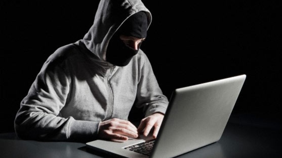 Türk hacker Vatikan'ın sitesine saldırdı