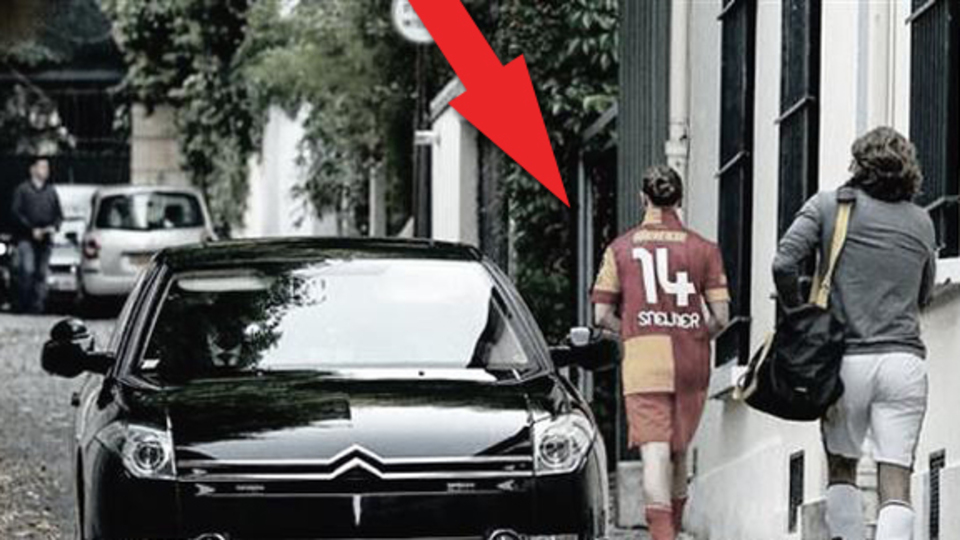 Eski devlet başkanının oğlu Galatasaray formasıyla