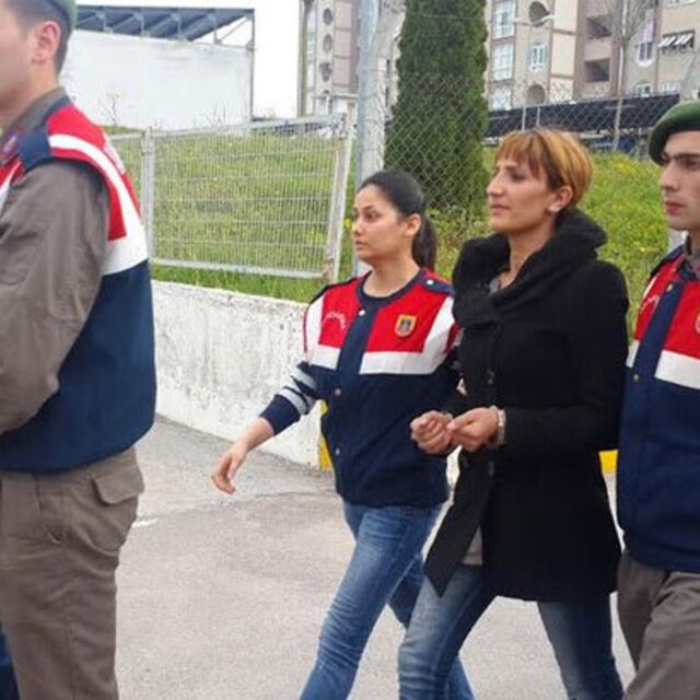 Uyuşturucu parası için!