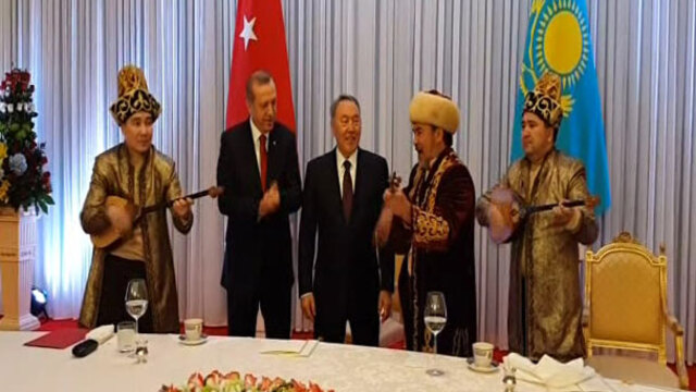 Erdoğan böyle eşlik etti!