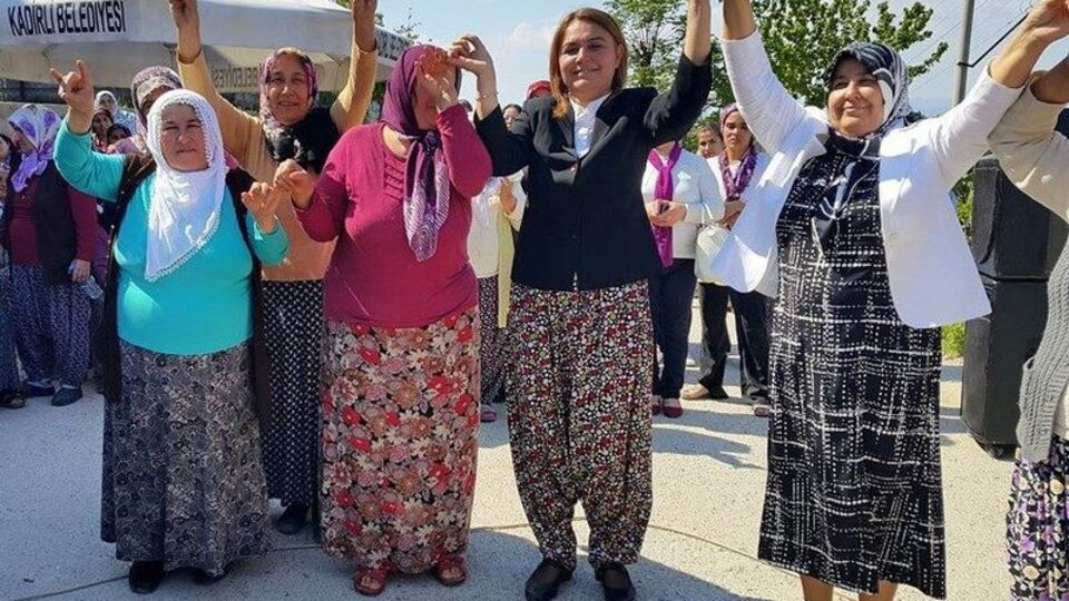 "Şalvarımla Meclis'e gireceğim"