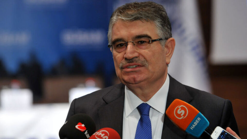 İdris Naim Şahin'den istifa kararı