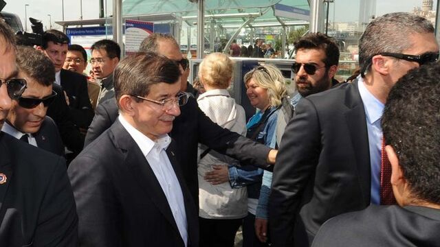 Başbakan Davutoğlu şaşırttı