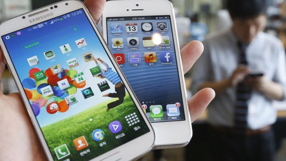 Androıd-ıPhone tartışması kanlı bitti!