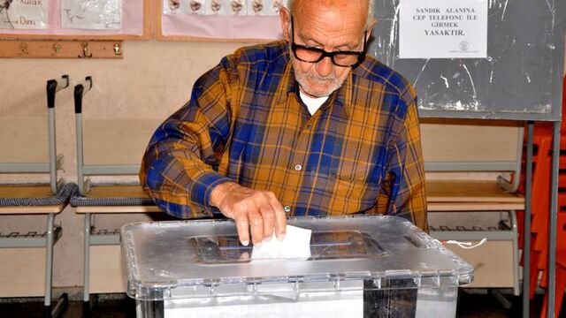 Kuzey Kıbrıs'ta seçim sona erdi