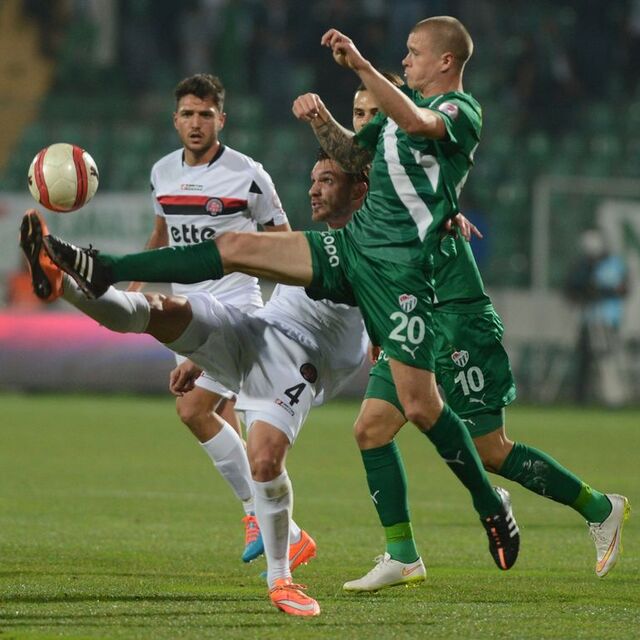 Güneş'ten Holmen tepkisi!