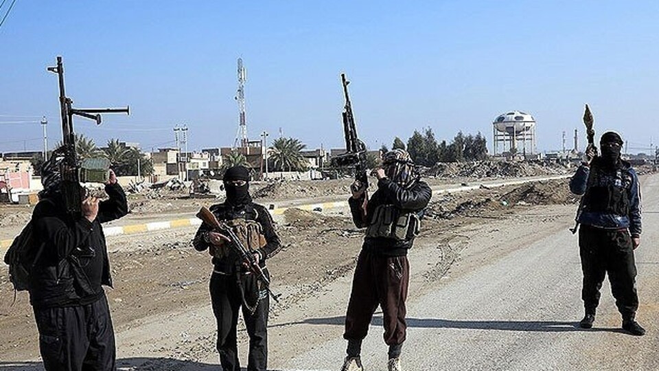 IŞİD ve Taliban birbirine cihat ilan etti