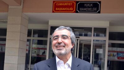 Jet Fadıl'ın ağzı kulaklarında!